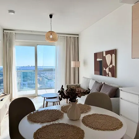 Penthouse Free Parking Stunning Views